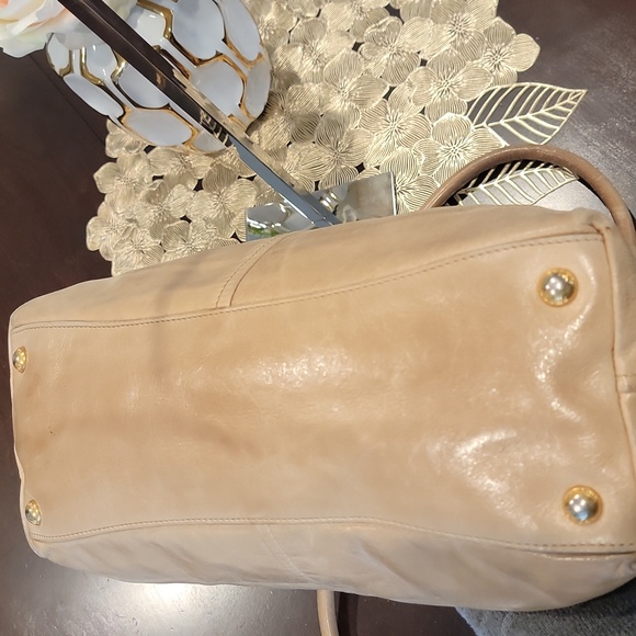 Authentic Prada leather bag - Picture 5 of 11